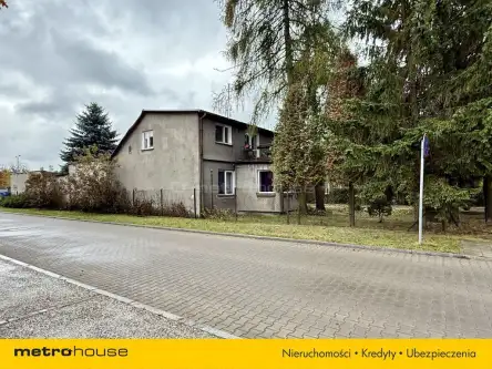 Konstancin-jeziorna ,  Kolejowa   4