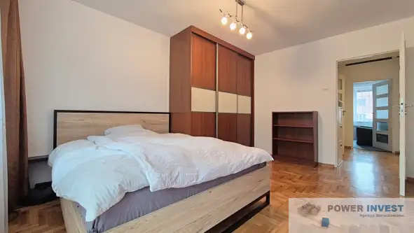 Kraków ,  al. 29 Listopada 42   6