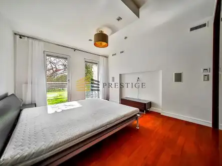 Warszawa ,  Zbyszka Cybulskiego   19