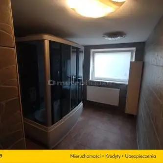 Ustka ,  Klonowa   9