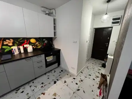 Warszawa ,  Emilii Plater   4