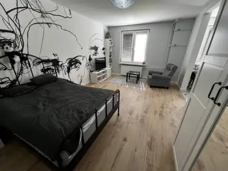 Warszawa ,  Emilii Plater   8