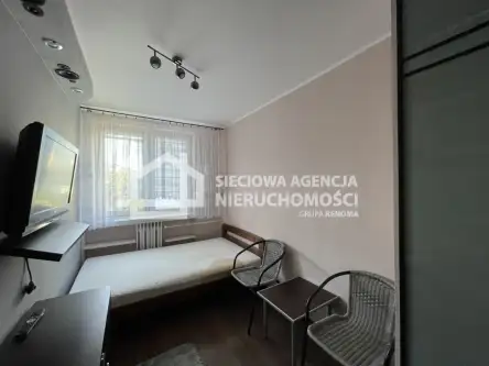 Gdynia ,  Chylońska   4