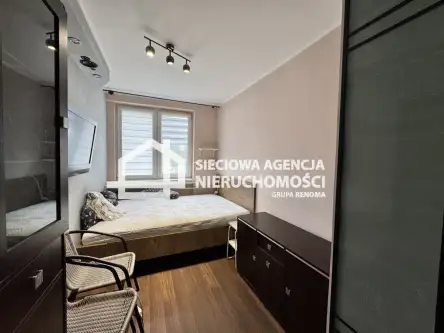 Gdynia ,  Chylońska   5