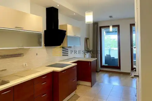 Warszawa ,  Łowicka   7