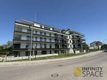 Warszawa ,  Hejnałowa   7