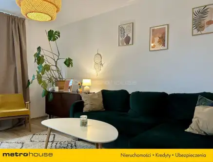 Piaseczno ,  Powstańców Warszawy   12