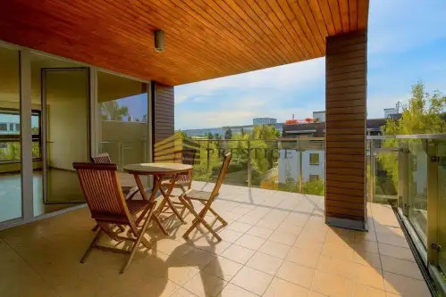 Warszawa ,  Biały Kamień   10