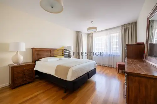 Warszawa ,  Grzybowska   10