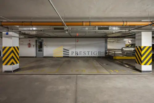 Warszawa ,  Grzybowska   17