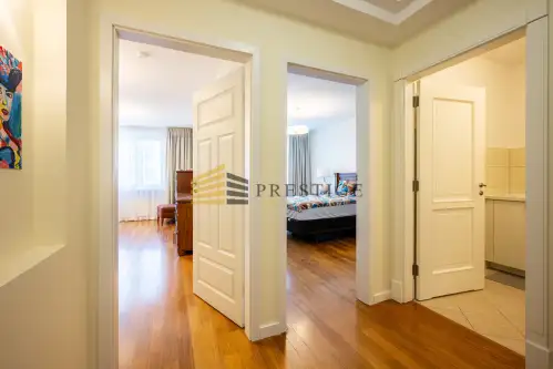 Warszawa ,  Grzybowska   9