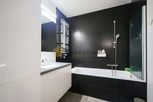 Warszawa ,  Aleja Rzeczypospolitej   10