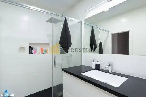 Warszawa ,  Aleja Rzeczypospolitej   12