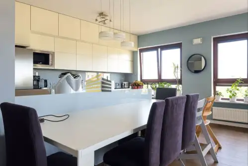 Warszawa ,  Aleja Rzeczypospolitej   3