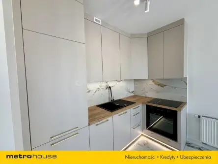 Pabianice ,  Skłodowskiej-Curie   3