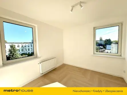 Pabianice ,  Skłodowskiej-Curie   5