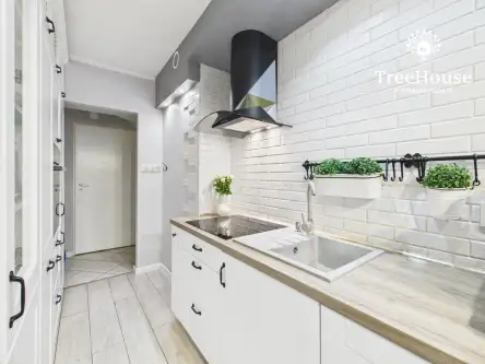 Olsztyn ,  Marii Curie-Skłodowskiej   4