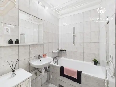 Olsztyn ,  Marii Curie-Skłodowskiej   13