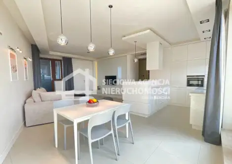  Gdynia   A. Hryniewickiego 