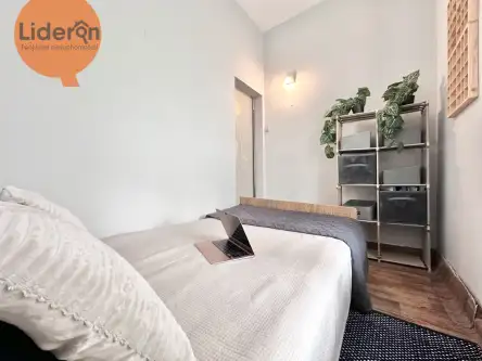 Łódź ,  Dębowa   13