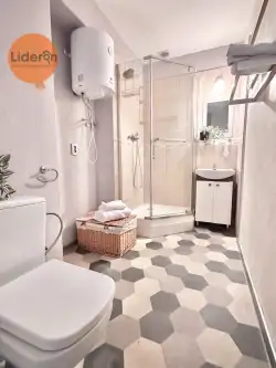 Łódź ,  Dębowa   20