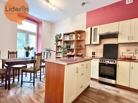 Łódź ,  Dębowa   9