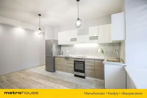 Pabianice ,  Kościuszki   8