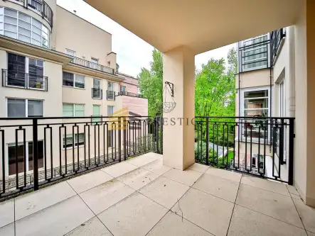 Warszawa ,  Zbyszka Cybulskiego   14