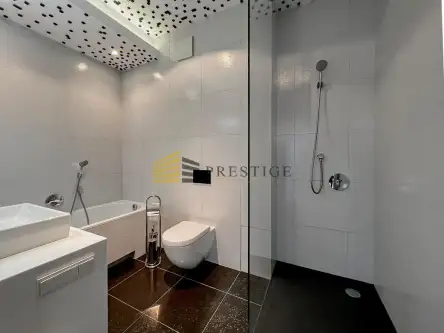 Warszawa ,  Leszczyńska   15