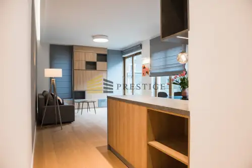 Warszawa ,  Wałowa   8