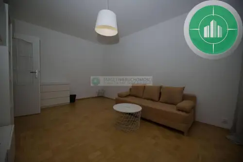 Toruń ,  Bluszczowa   6