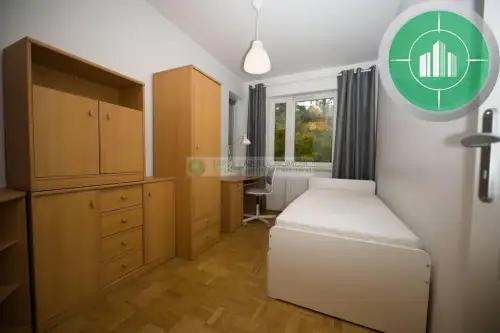 Toruń ,  Bluszczowa   8