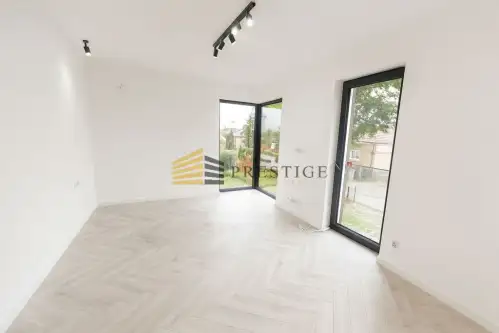 Warszawa ,  Pozytywki   7