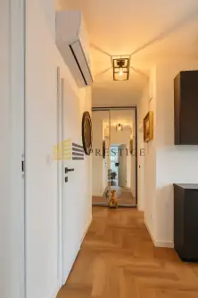 Warszawa ,  Domaniewska   8