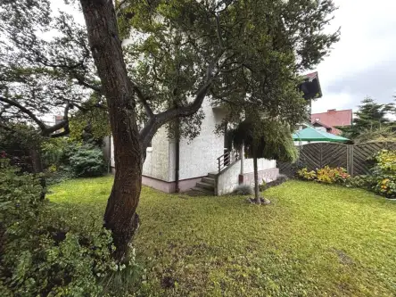 Suchy dwór ,  Jana Kochanowskiego   2