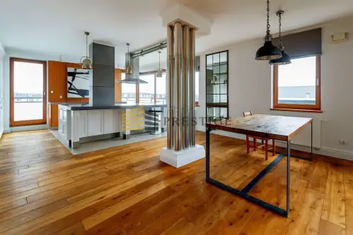 Warszawa ,  Adama Branickiego   3