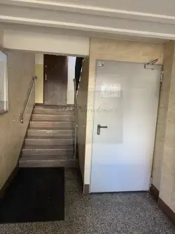 Warszawa ,  Lizbońska   10