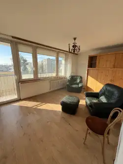 Warszawa ,  Lizbońska   6