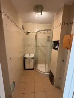 Warszawa ,  Lizbońska   3