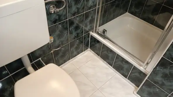 Warszawa ,  Polnej Róży   15