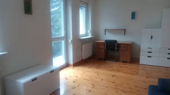 Warszawa ,  Trembowelska   19