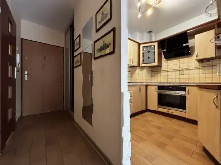 Gdynia ,  Modrzewiowa   10