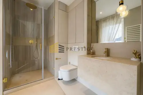 Warszawa ,  Foksal   12