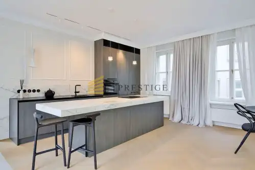 Warszawa ,  Foksal   3