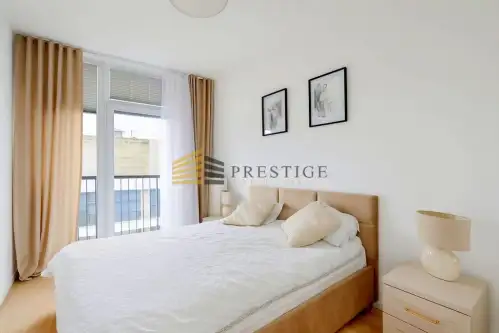 Warszawa ,  Krochmalna   4