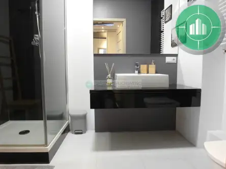 Toruń ,  Władysława Broniewskiego   10