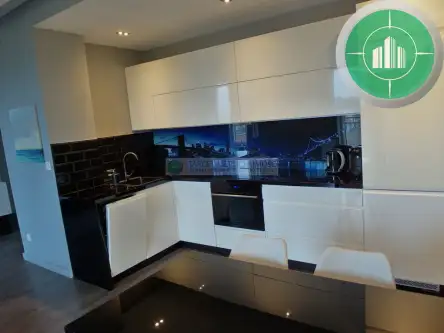 Toruń ,  Władysława Broniewskiego   6