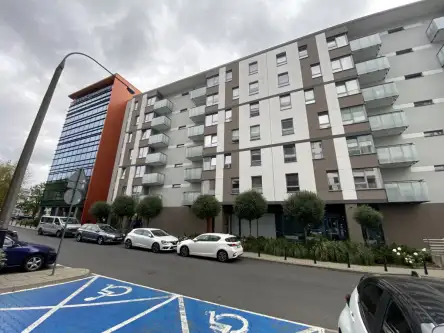 Warszawa ,  Garażowa   15