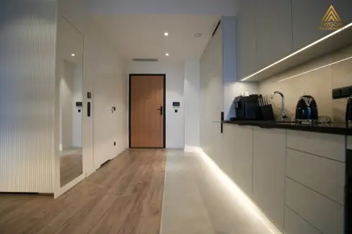 Warszawa ,  Prosta   6