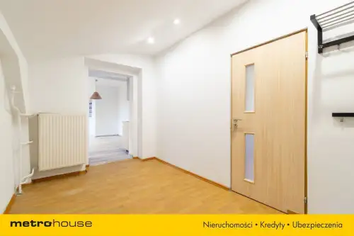 Katowice ,  Jesionowa   13